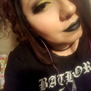 Meet your Posher, Janelle